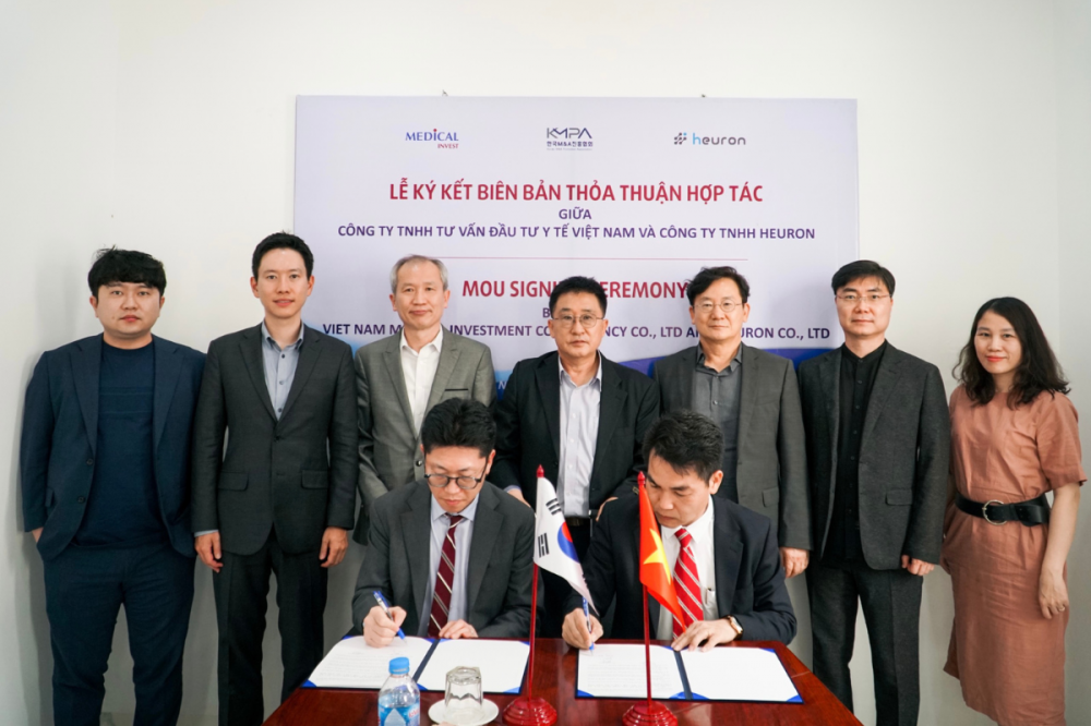 Medicallaw ký kết thỏa thuận hợp tác với Heuron Hàn Quốc - Ảnh: Medicallaw